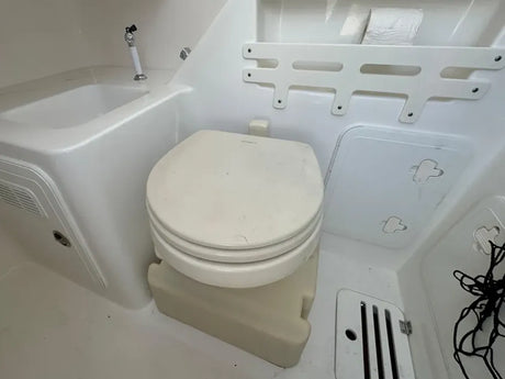 2011 Everglades 325 Center Console 32.0 feet, Oakdale, NY #12