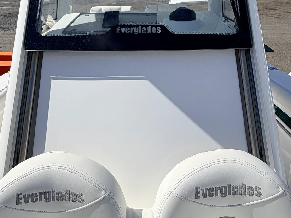 2016 Everglades 255 CC 25.0 feet, Oakdale, NY #12