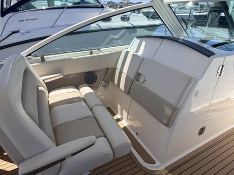 2016 Boston Whaler 320 Vantage 32.083 feet, Oakdale, NY #4