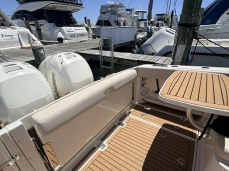 2016 Boston Whaler 320 Vantage 32.083 feet, Oakdale, NY #20
