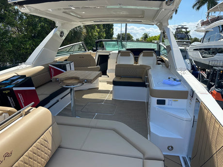 2023 Sea Ray SLX 400 39.833 feet, Oakdale, NY #39