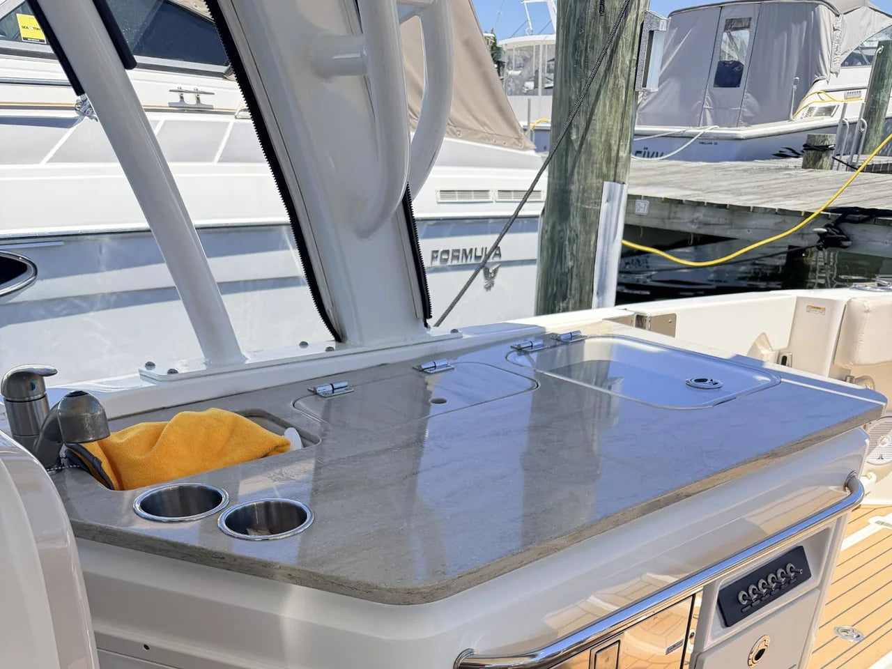 2016 Boston Whaler 320 Vantage 32.083 feet, Oakdale, NY #14