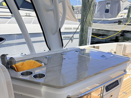 2016 Boston Whaler 320 Vantage 32.083 feet, Oakdale, NY #14