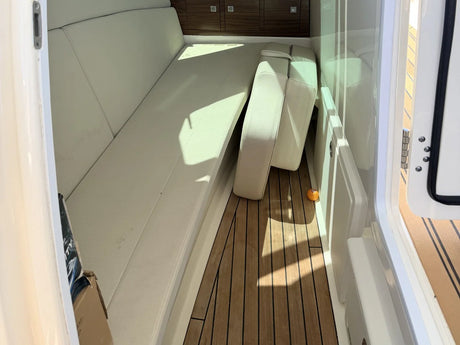 2016 Boston Whaler 320 Vantage 32.083 feet, Oakdale, NY #23