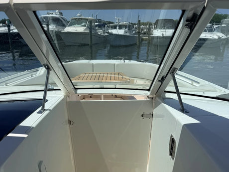 2016 Boston Whaler 320 Vantage 32.083 feet, Oakdale, NY #8