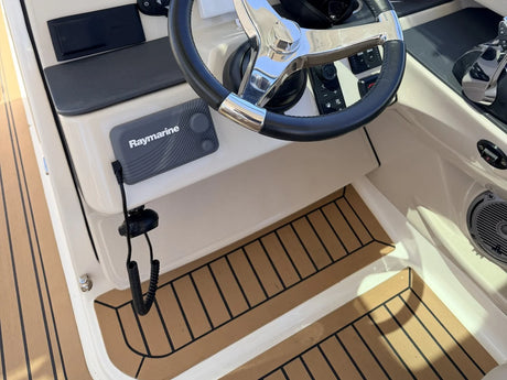 2016 Boston Whaler 320 Vantage 32.083 feet, Oakdale, NY #2