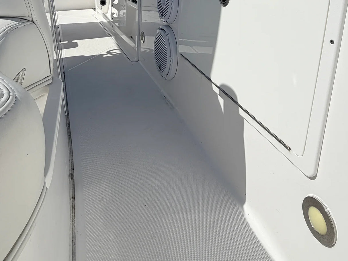 2016 Everglades 255 CC 25.0 feet, Oakdale, NY #11